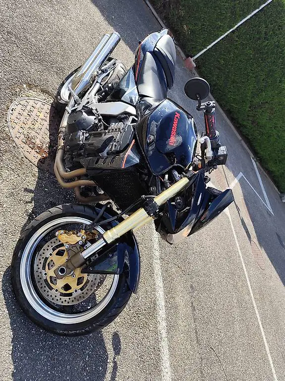 Kawasaki Z1000