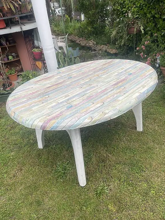 Tavolo con 4 sedie da giardino