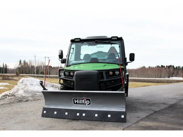 HILLTIP, Schneeschild und Salzstreuer für Quad, Winterdienst