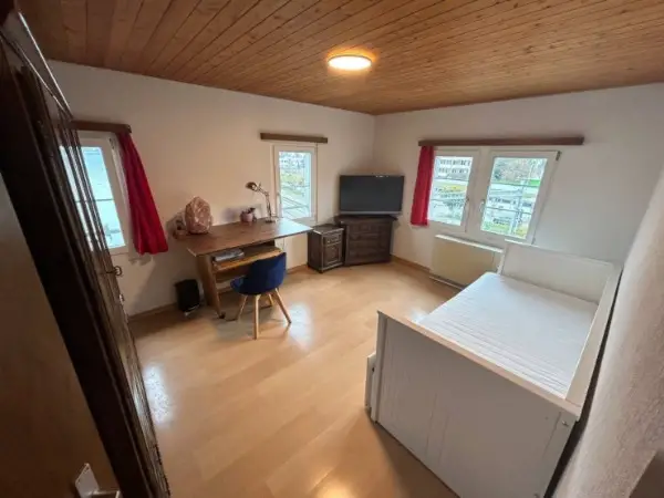 Ein gemütliches, möbliertes WG-Zimmer am Zürichsee