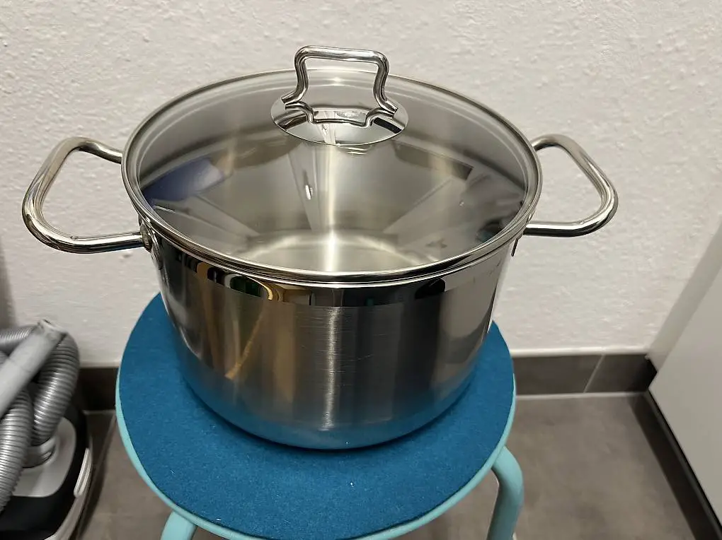 Kochtopf mit Deckel, 6l