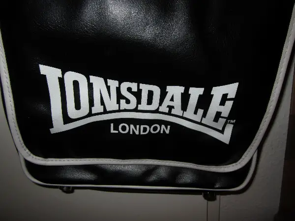 Lonsdale Tasche, schwarz/ weiss, o-school, neuwertig
