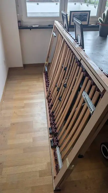 Lattenrost Kopf-und Fussteil verstellbar