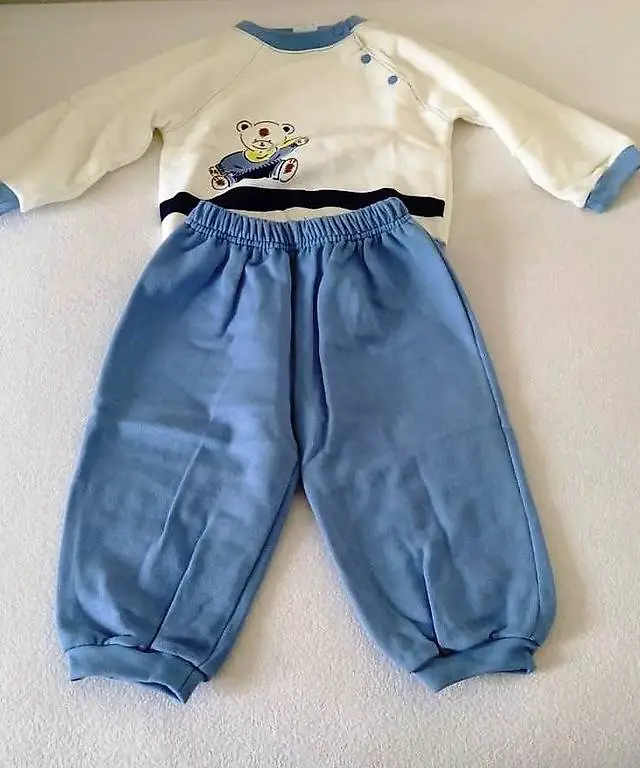 Baby Trainer / Jogginganzug, Pulli mit Hose - Grösse 80 -