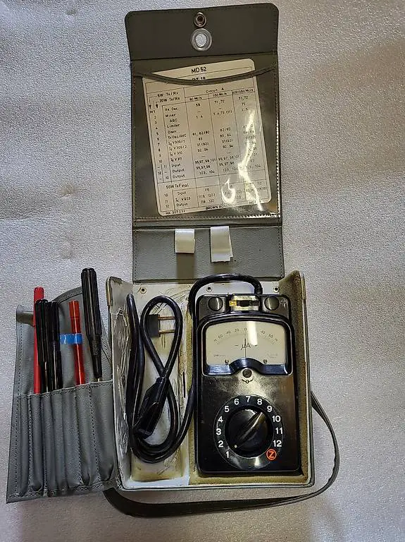 Messgerät für militärische Übermittlungsgeräte