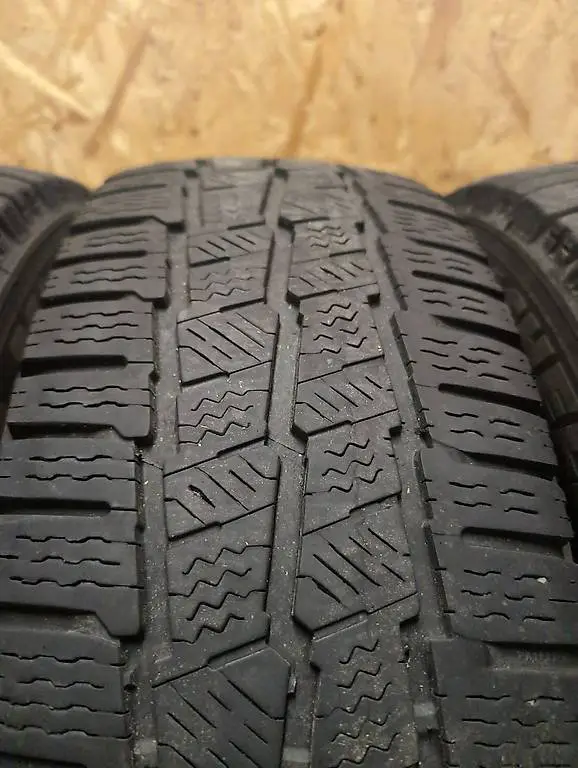 2 Winterreifen Michelin 215/65 R16C 109/107R (2220)