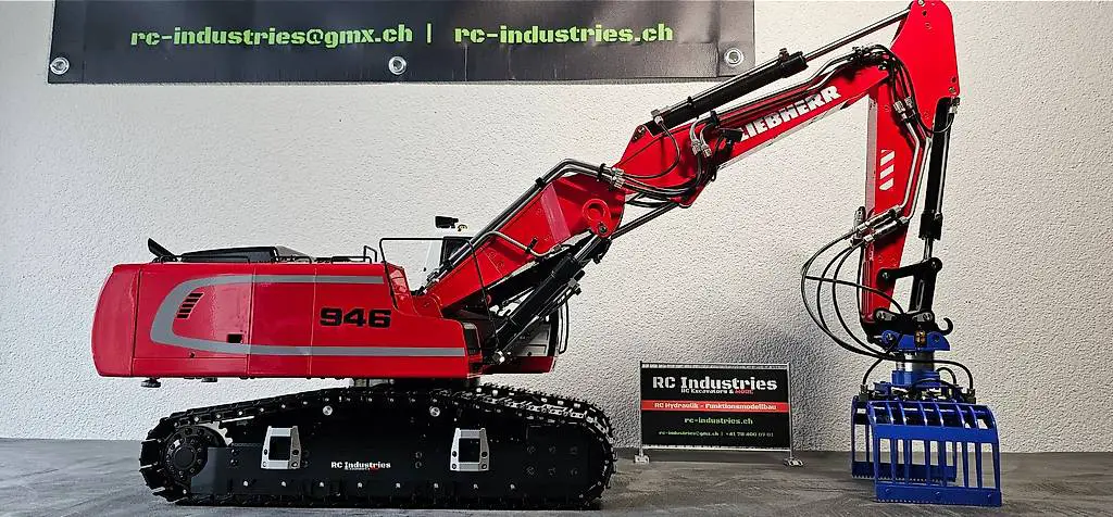 RC Bagger MT946 VA rot