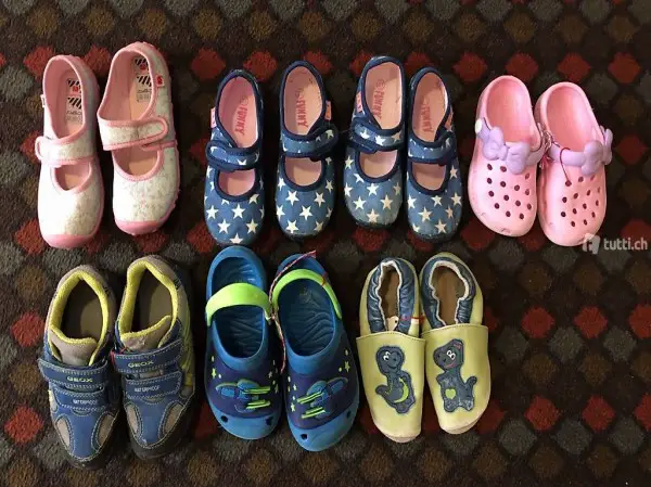 div. schuhe gr. 23 27 28