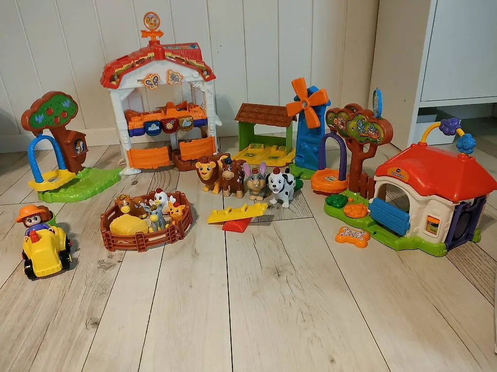 Vtech Bauernhof + Hundehütte