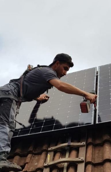 Solarpanel / Photovoltaik Montage