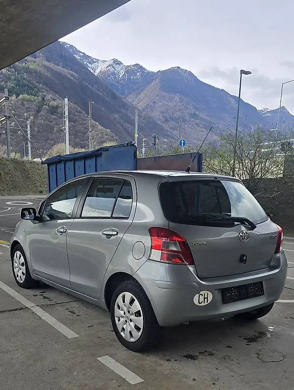 toyota yaris 1.33 solo 87.000km