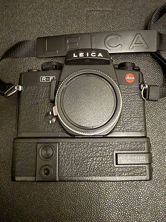 Leica R-E mit Motor Winder R4? Klassiker in Top-Zustands