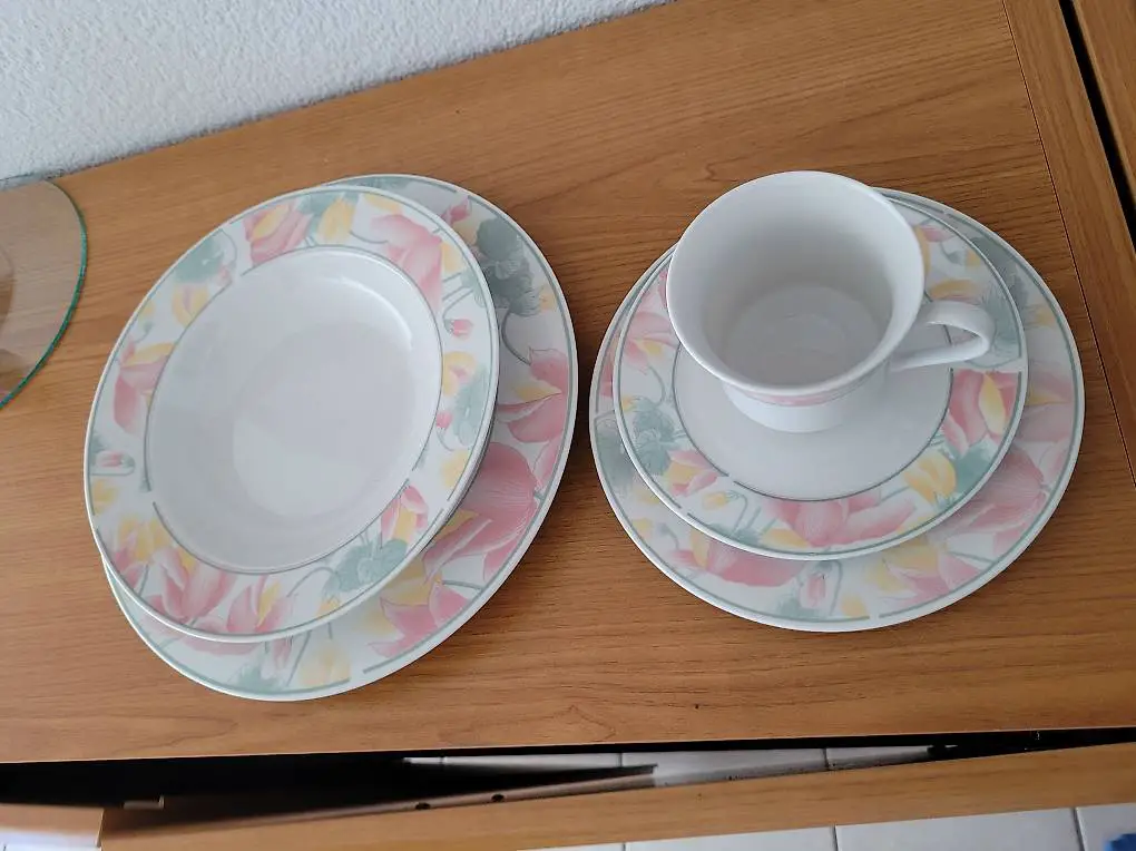 Geschirr, Set, Teller, Tasse, Unterteller