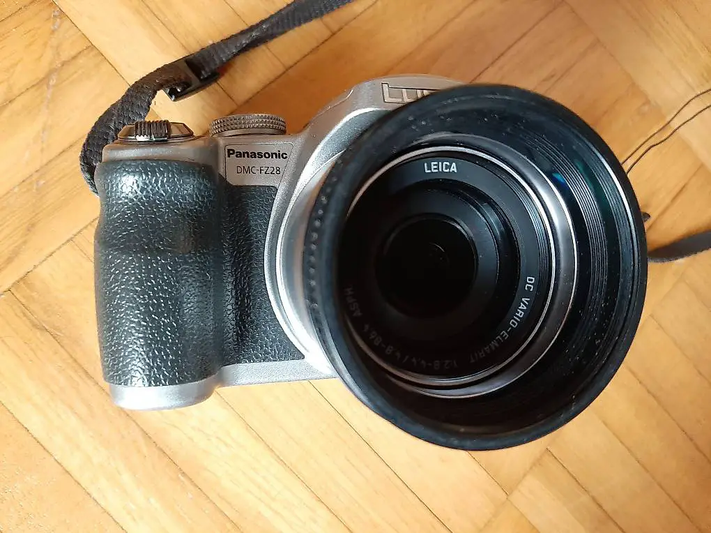 Kompaktkamera Panasonic Lumix DMC-FZ28 Foto Kamera