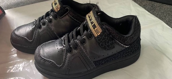  Kinderschuhe Grösse 30