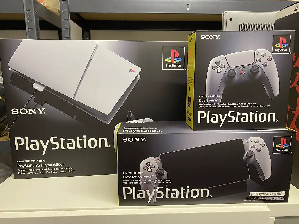 PS5 30th Anniversary Limited Edition Bundle NEU