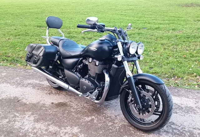 TRIUMPH Thunderbird 1700 Storm