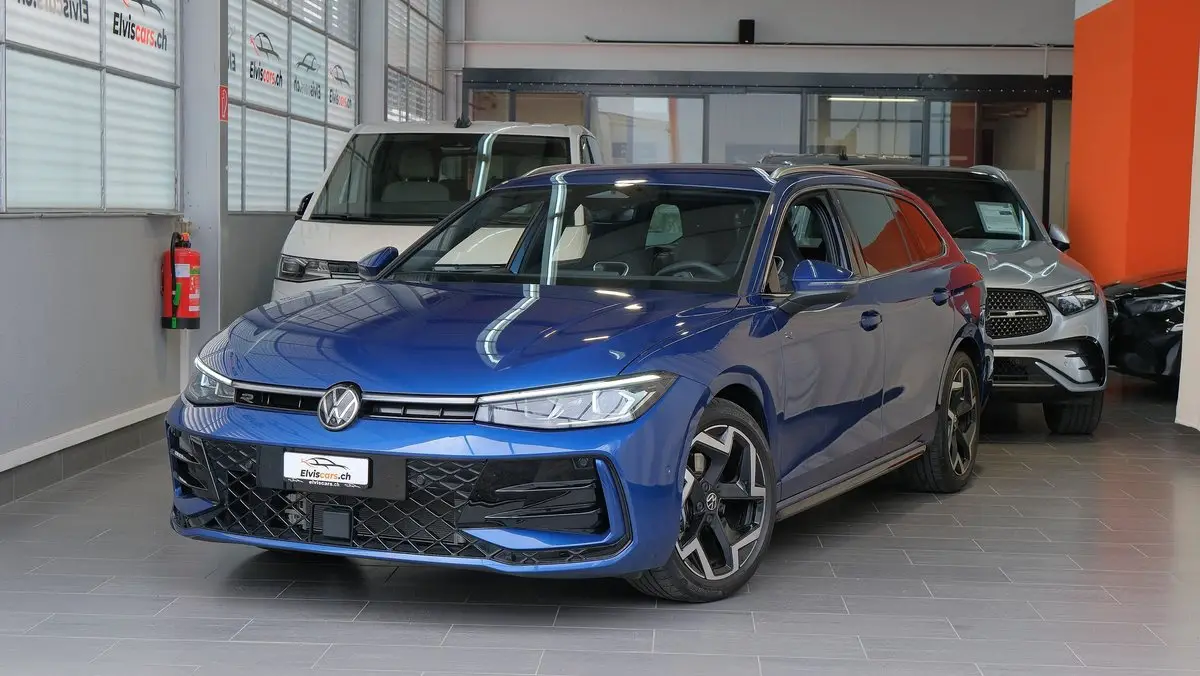 VW Passat Variant 1.5 eTSI "R Line" DSG
