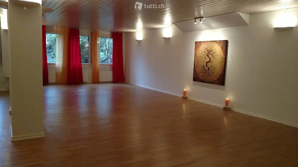 Schöner Yoga Raum zu vermieten