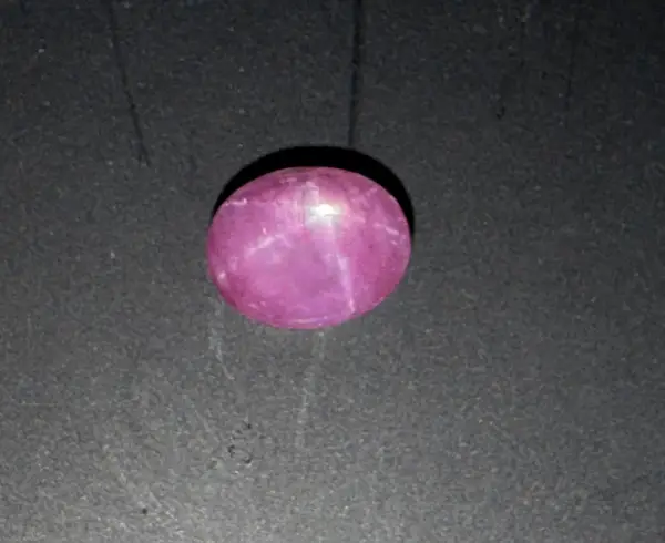 Sternrubin *Indien* - *3 Karat* - *Unbehandelt*