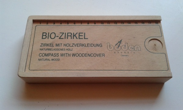 Zirkel aus Holz / Reisszeug in Holzschachtel / Bio-Zirkel