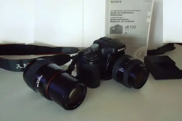 Sony A100 + 2 Zoom de 35 à 210mm set 2