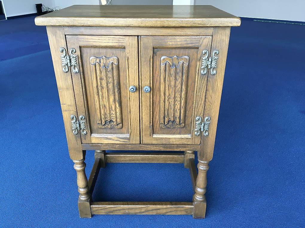 Möbel Beistellmöbel