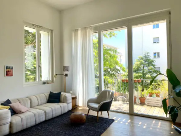 Appartement lumineux en dessous du Parc de Valency