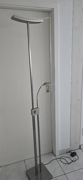 Stehlampe