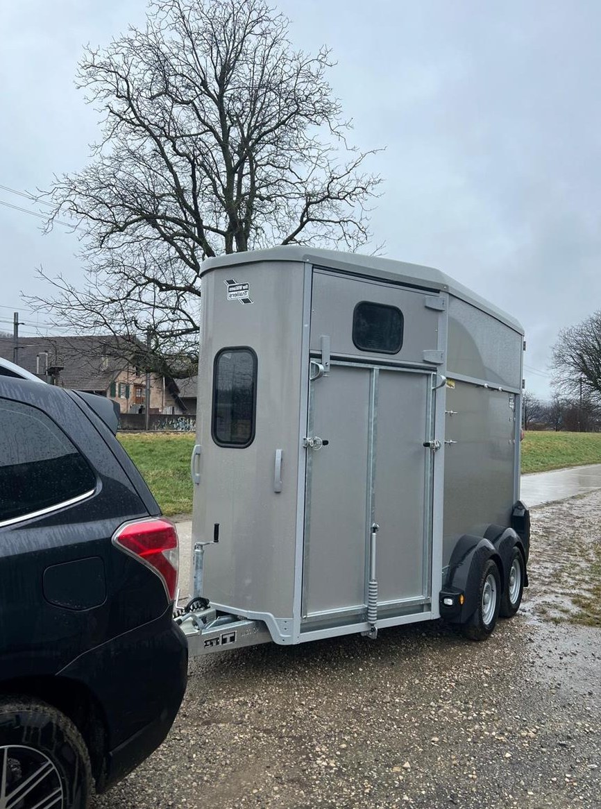 Ifor Williams 2er Pferdeanhänger ALU