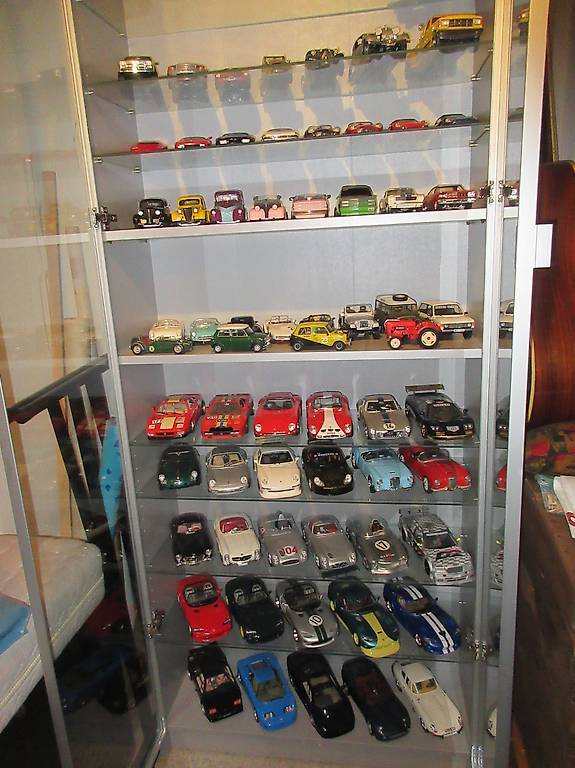 Diverse Automodelle Mssst. 1:18 und 1:24