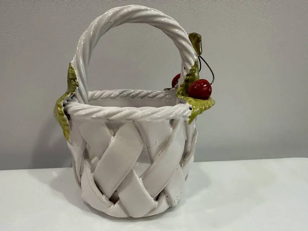 Blumenkorb mit Henkel / Pflanzenkorb / Blumenvase