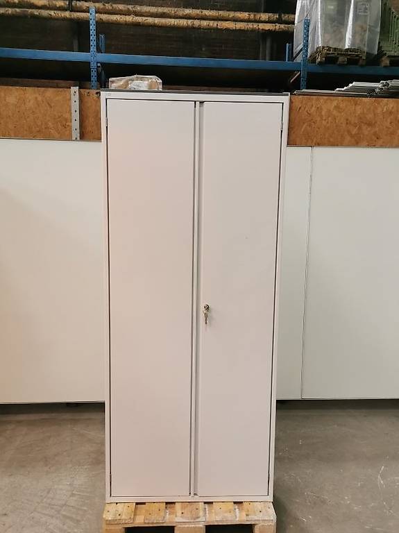 Flügeltür Metallschrank Stahlschrank Aktenschrank Lista LO