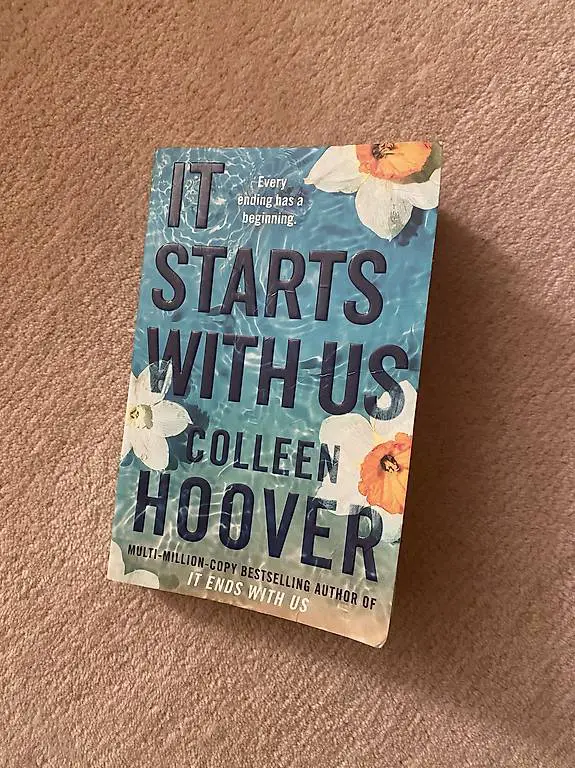 Buch - It starts with us