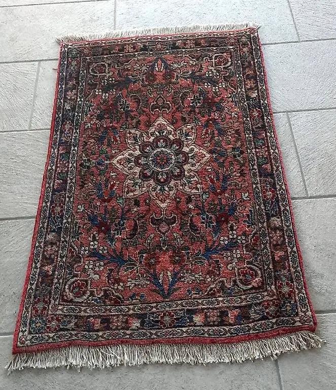 HERIZ handgeknüpfter Orientteppich 110x64 cm