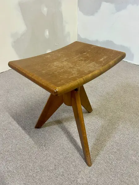 Retro Dreibeinhocker aus Holz Vintage Klavierhocker