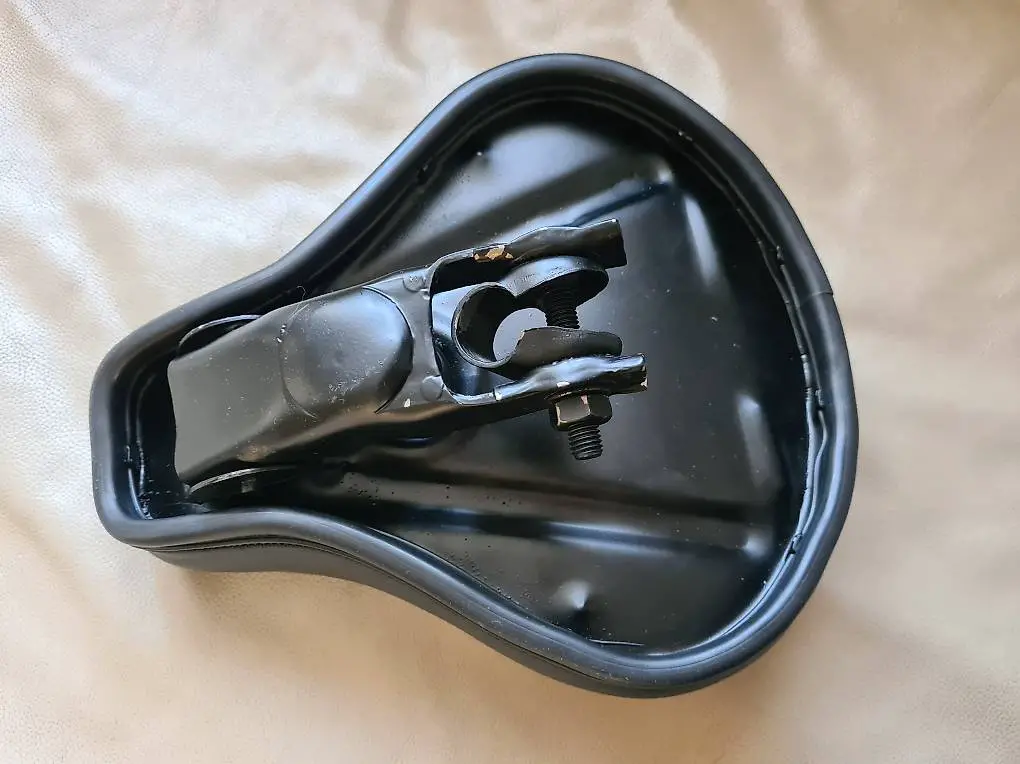 Sattel Puch Maxi neu