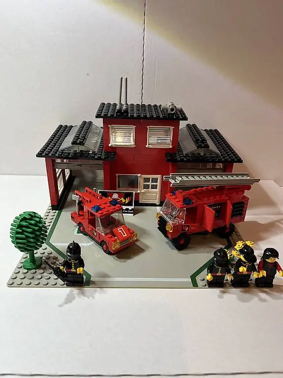 Legoset 6382/6611 Classic Town Fire Station