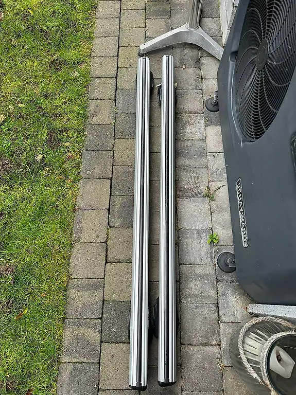 Dachgrundträger 83-126 cm variable Einstellung