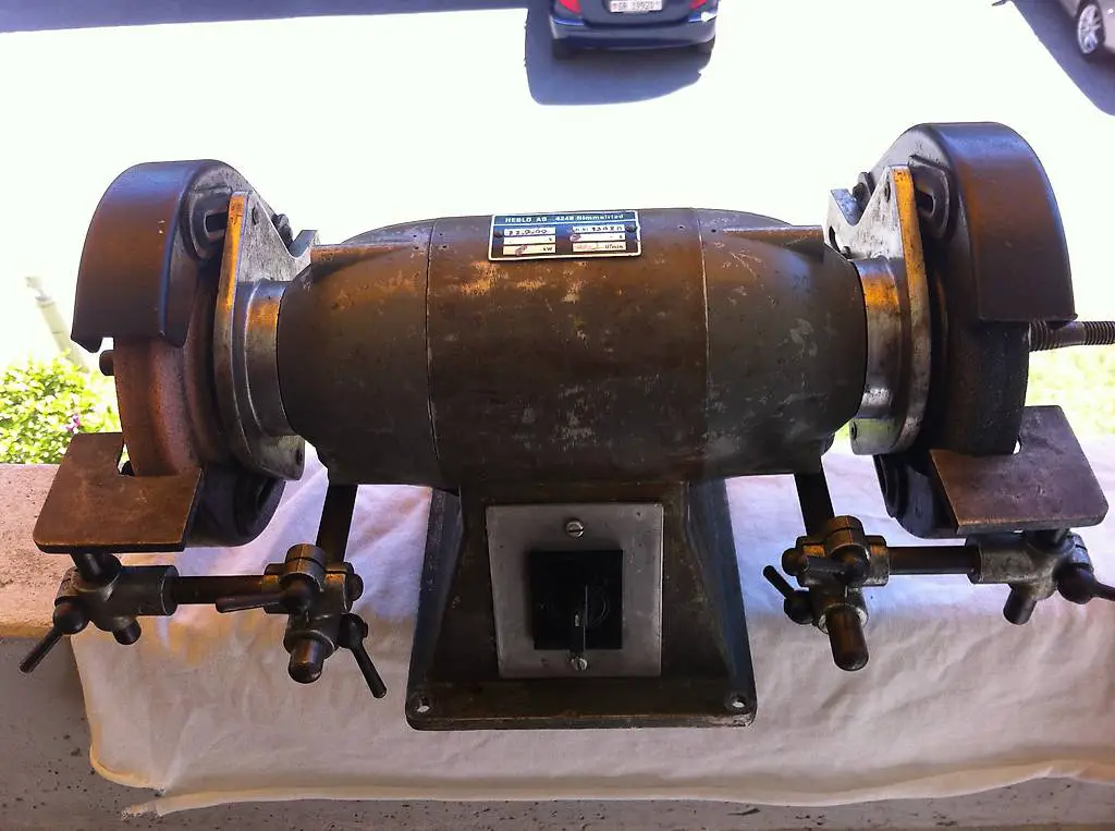 Schleifmaschine, Doppelschleifmaschine