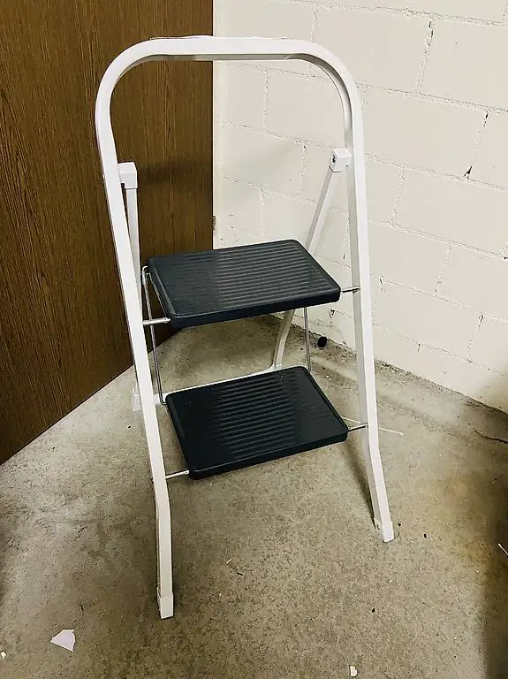 Trittleiter / unbenutzt