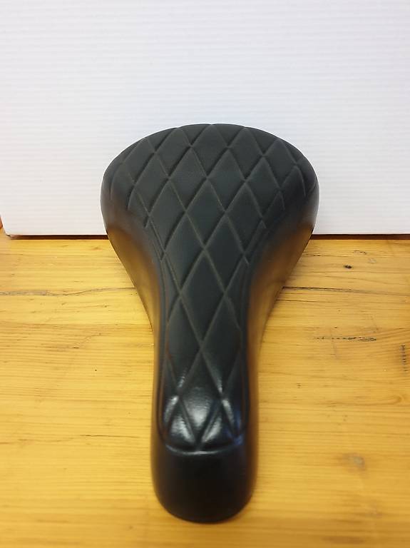 Fahrradsattel mit Rauten NOS