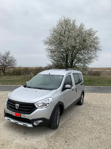 Dacia Dokker Stepway 1.2 mit AHK 2015 82000km