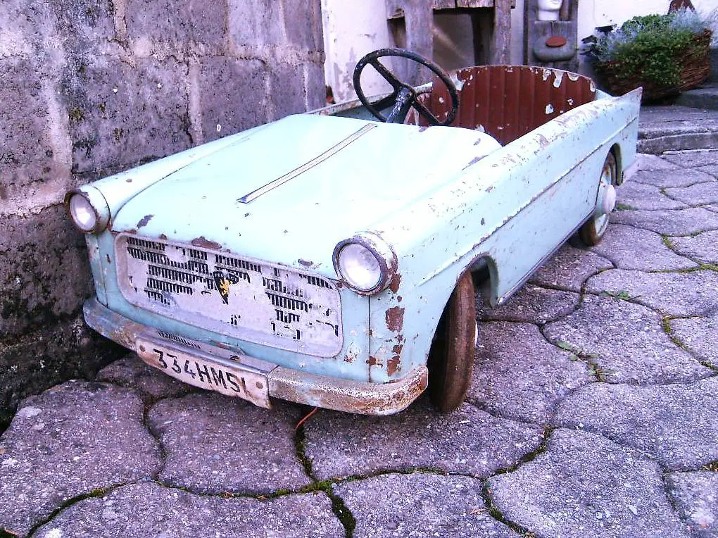 Tretauto Peugeot Cabrio