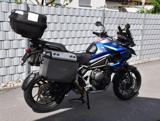 triumph tiger 1200 gt pro