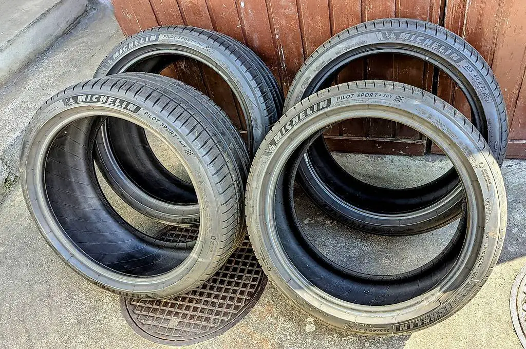 Michelin Pilot Sport 4 Reifen 255/40 R21