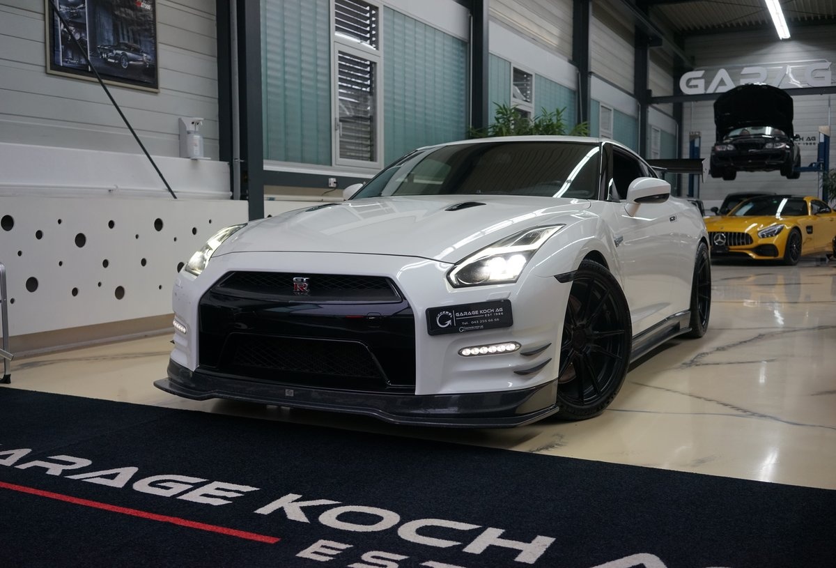 NISSAN GT-R 3.8 V6 Biturbo Black Edition / NAP Auspuff * APR Spoile