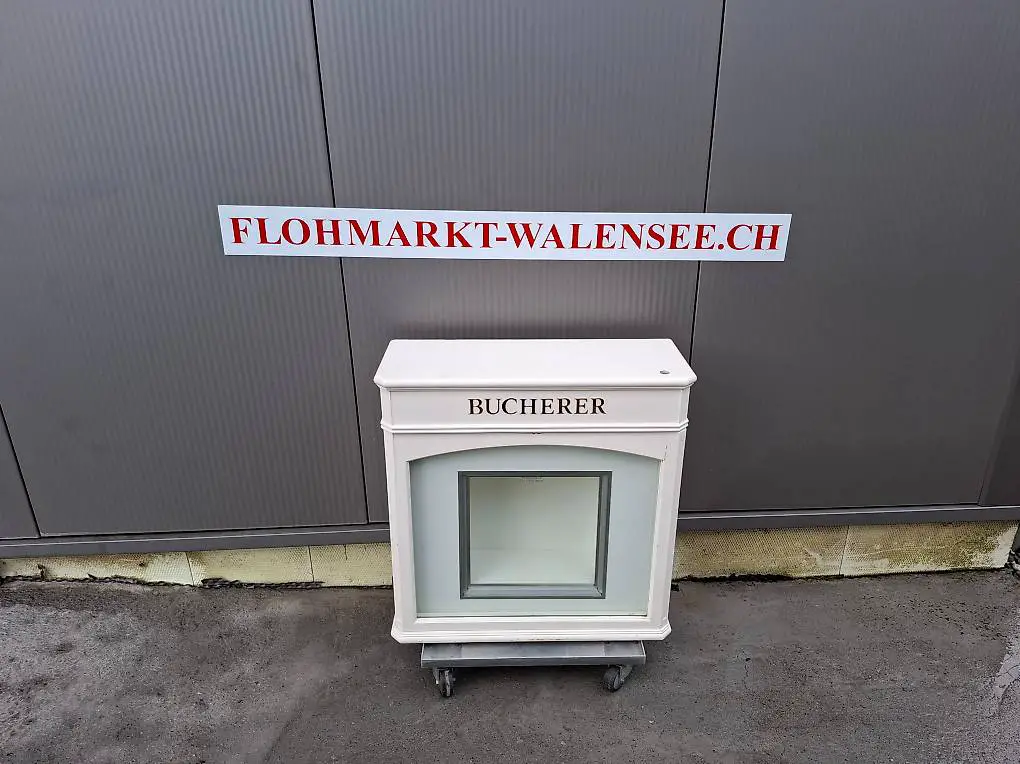 Bucherer Luxus Schaukasten Vitrine Wandvitrine