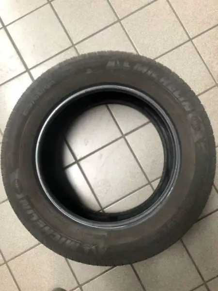 4 pneus été Michelin Energy 215/60/16 95H