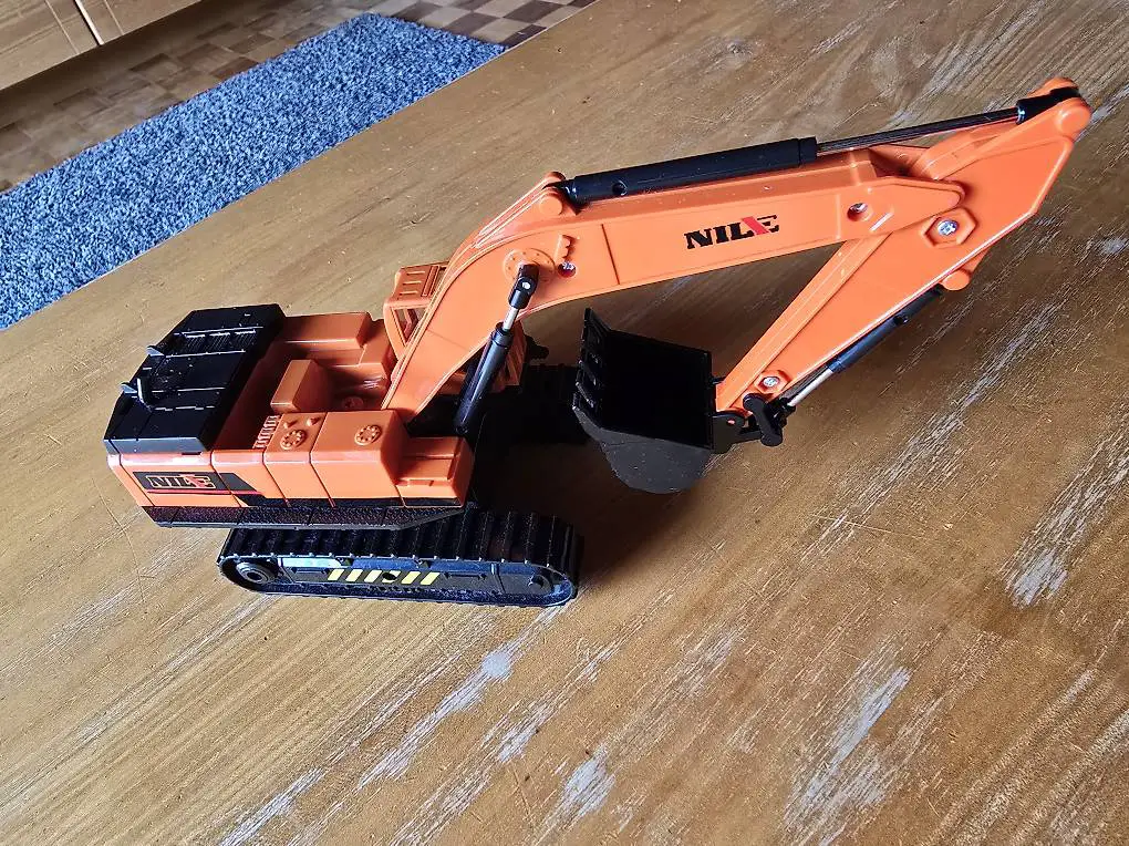 neuer bagger nie gebraucht.